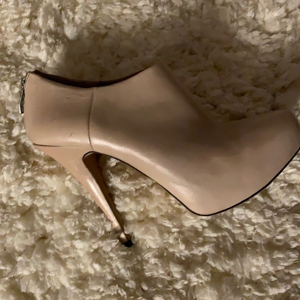 Vince Camuto Booties